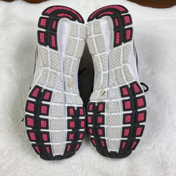 LIKE‎ NEW Fila Women's Silver & Sugarplum Quadrix Running Shoe, size 10 - Picture 11 of 13